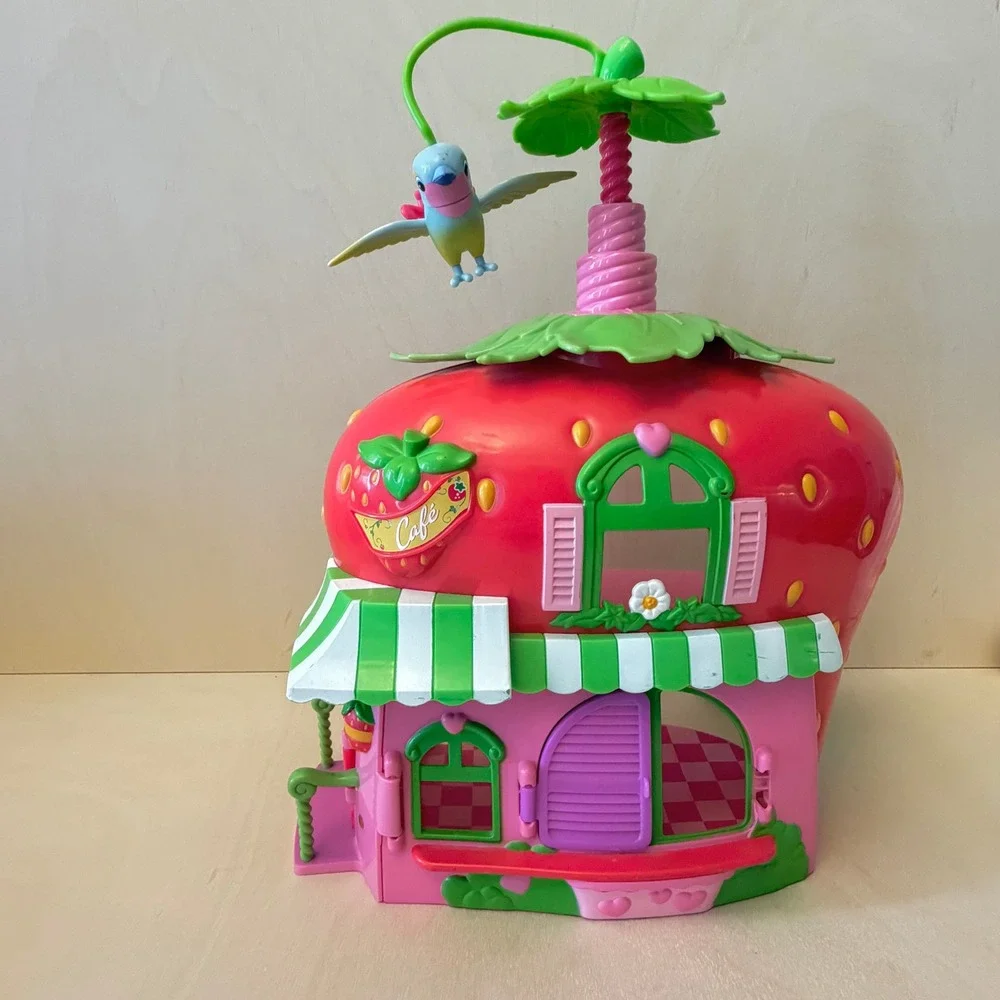 Strawberry Shortcake Bitty Berry Cafe Whirly Bird House Play Set Nostalgic